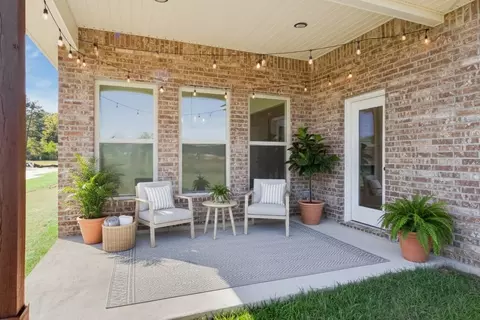 Exterior - 370 Saw Grass Loop, Covington, LA 70435 photo 5 of 5