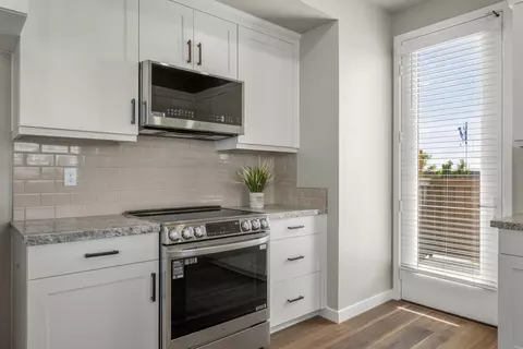 Kitchen - 1127 Goffey Cir, Galt, CA 95632 photo 2 of 4