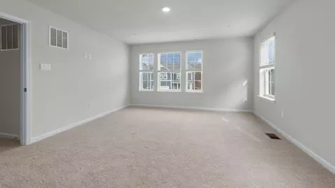 Living - 476 Ensemble Way, Frederick, MD 21701 photo 4 of 7