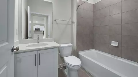 Bath - 476 Ensemble Way, Frederick, MD 21701 photo 5 of 12