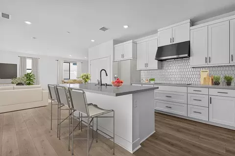 Kitchen - 1237 Bonnie Cove Ave, Glendora, CA 91740 photo 1 of 1