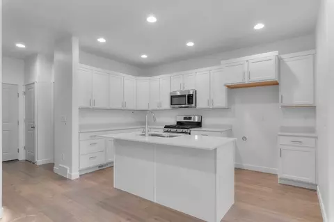Kitchen - 6677 N High Top, Eagle Mountain, UT 84005 photo 1 of 2
