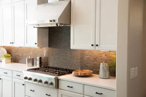 Kitchen - 9912 E Strobe Ave, Mesa, AZ 85212 photo 5 of 16