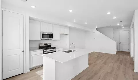Kitchen - 24121 E 30th Pl, Aurora, CO 80019 photo 1 of 3