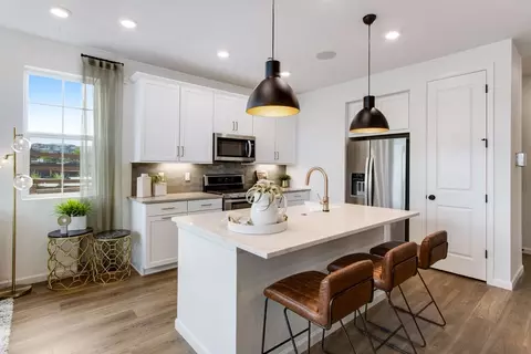 Kitchen - 15500 W 93rd Pl, Arvada, CO 80007 photo 5 of 6