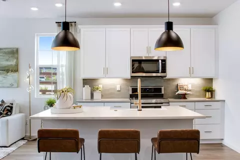 Kitchen - 15500 W 93rd Pl, Arvada, CO 80007 photo 1 of 6