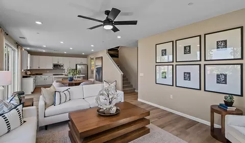 Entry Way - 520 Redleaf Rd, Dixon, CA 95620 photo 1 of 3