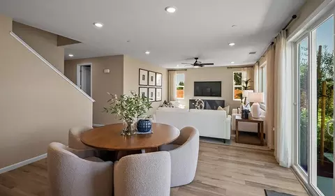 Dining - 520 Redleaf Rd, Dixon, CA 95620 photo 1 of 2