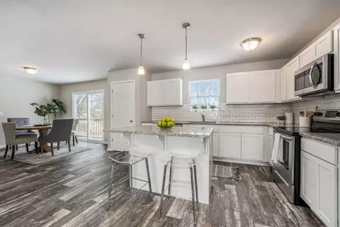 Kitchen - Antrim Dr., Davison, MI 48423 photo 5 of 7