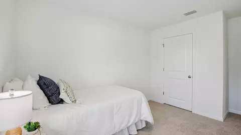Bedroom - 5290 Berry Bay Ave, Wimauma, FL 33598 photo 10 of 21