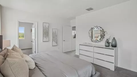 Bedroom - 5290 Berry Bay Ave, Wimauma, FL 33598 photo 16 of 21