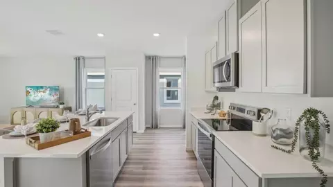 Entry Way - 5290 Berry Bay Ave, Wimauma, FL 33598 photo 6 of 10