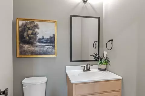 Bath - 175 Westwoods Rd, Wright City, MO 63390 photo 1 of 5