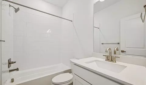 Bath - 1162 Weller St, Timnath, CO 80547 photo 6 of 16