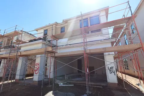 Exterior - 113 E Windsor Dr, Gilbert, AZ 85296 photo 2 of 11