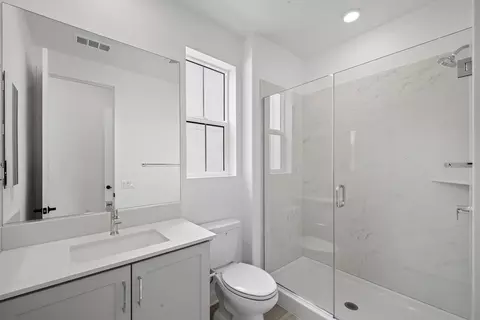 Bath - 2317 Loker Way, Oceanside, CA 92054 photo 3 of 6