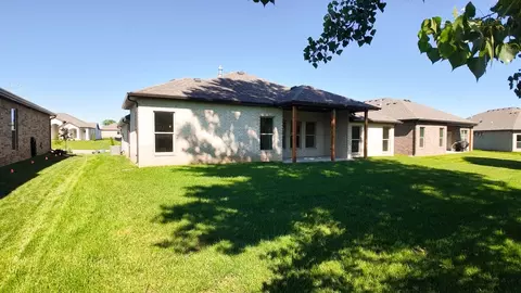 Exterior - 8523 Pickering St, Lenexa, KS 66227 photo 4 of 11