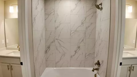 Bath - 8523 Pickering St, Lenexa, KS 66227 photo 4 of 5