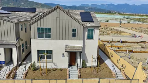 16583 Bottlebrush Ln #2, Fontana, CA 92336
