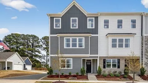 810 Washington St, Fuquay Varina, NC 27526
