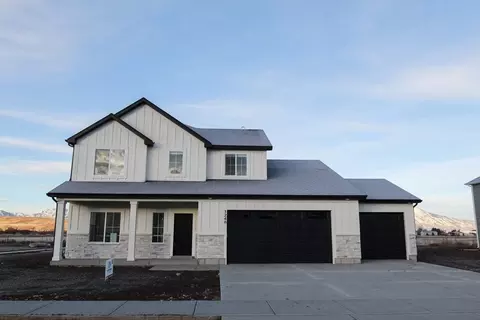 Brooklyn St., Ammon, ID 83401