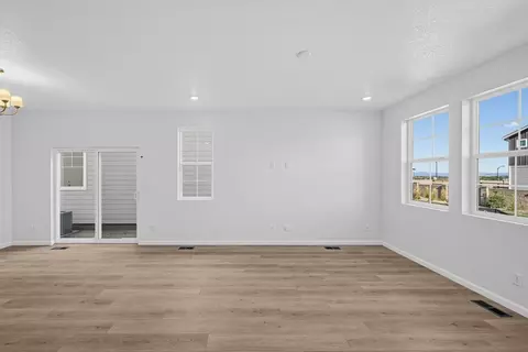 Living - 23732 E 33rd Pl, Aurora, CO 80019 photo 5 of 5