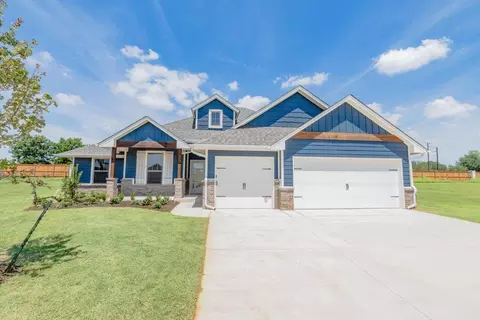 Exterior - 2800 Heather Hvn, Moore, OK 73160 photo 2 of 31
