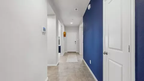 Entry Way - 110 Road Runner Way, Newark, TX 76071 photo 5 of 5
