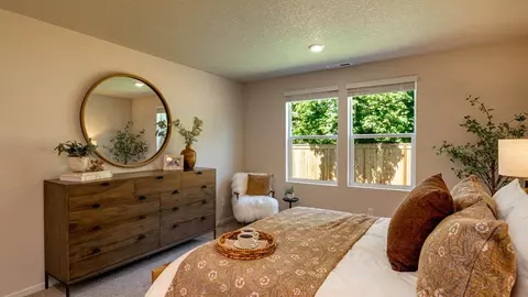 Bedroom - 3341 Eden Way, Eugene, OR 97404 photo 7 of 13