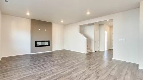 Living - 3341 Eden Way, Eugene, OR 97404 photo 4 of 7