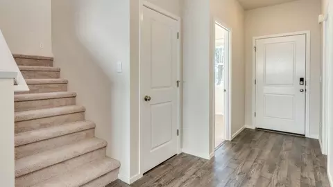 Entry Way - 3341 Eden Way, Eugene, OR 97404 photo 1 of 3