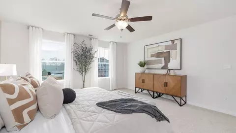 Bedroom - 552 Dazzle Loop, Newton, NC 28658 photo 11 of 15