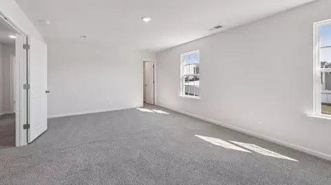 Bedroom - 552 Dazzle Loop, Newton, NC 28658 photo 5 of 15
