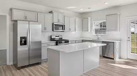 Kitchen - 552 Dazzle Loop, Newton, NC 28658 photo 2 of 7