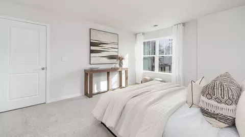 Bedroom - 552 Dazzle Loop, Newton, NC 28658 photo 13 of 15