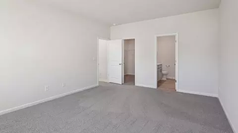 Bedroom - 552 Dazzle Loop, Newton, NC 28658 photo 2 of 15