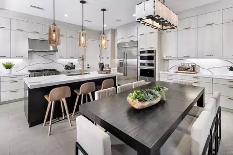 Kitchen - 413 Mila St, Irvine, CA 92618 photo 4 of 4