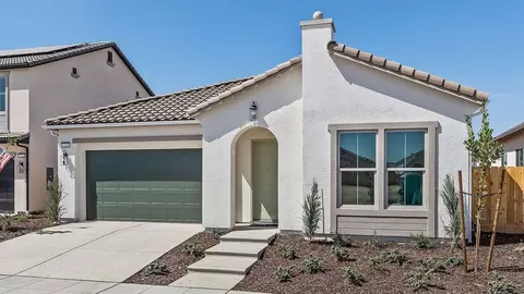 7210 W Ashcroft Ave, Fresno, CA 93723