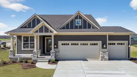 1003 Santiago Trl, Cottleville, MO 63304