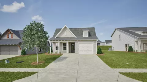 107 Twilight Dr, Opelika, AL 36804