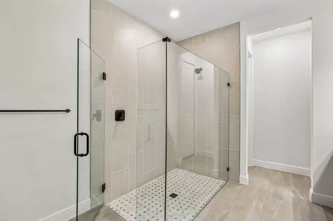 Bath - 9246 Deep Horizon Loop, Parrish, FL 34219 photo 1 of 6