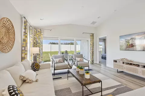 Living - 13514 Shadow Creek Trl, Parrish, FL 34219 photo 3 of 3