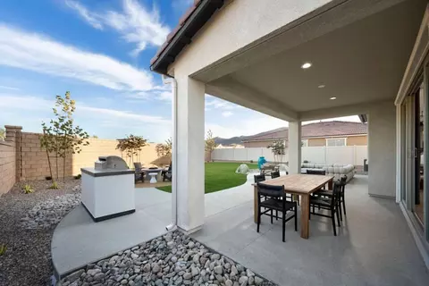 Exterior - 26784 Longs Peak Ct, Menifee, CA 92585 photo 2 of 2