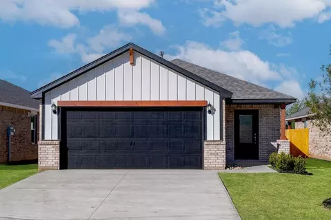 12705 Carrara Ln, Yukon, OK 73099