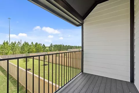 Exterior - 520 Red Cascade Trl, Willis, TX 77318 photo 6 of 8