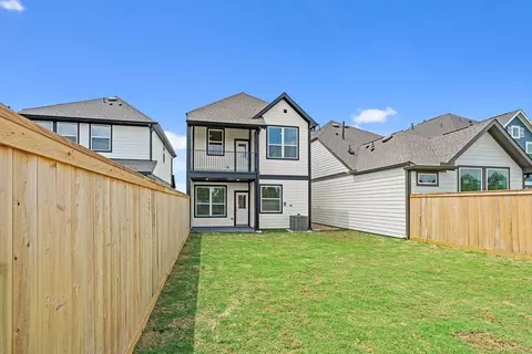 Exterior - 520 Red Cascade Trl, Willis, TX 77318 photo 5 of 8