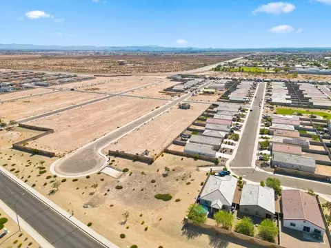 View/Area - 1383 W Aztec Dr, Coolidge, AZ 85128 photo 2 of 4