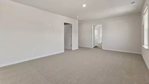 Bedroom - 1566 Bentstalk Dr, Frederick, MD 21703 photo 2 of 16