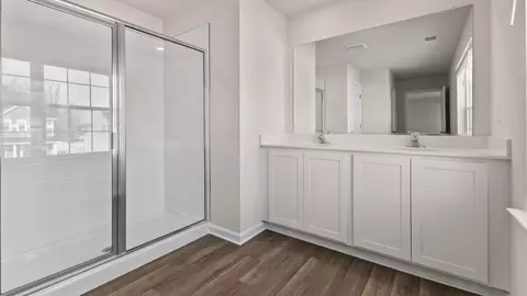 Bath - 1566 Bentstalk Dr, Frederick, MD 21703 photo 1 of 6