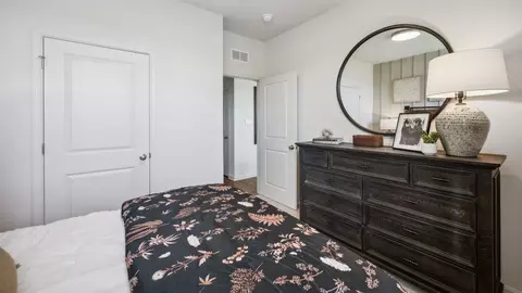 Bedroom - 1566 Bentstalk Dr, Frederick, MD 21703 photo 11 of 16